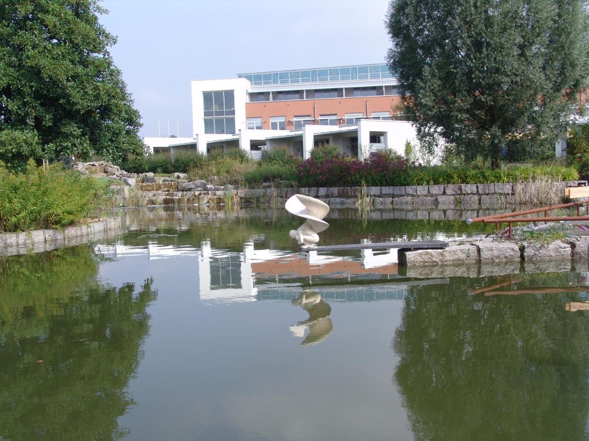 Seminarhotel In Der Manfred-Sauer-Stiftung Lobbach Luaran gambar