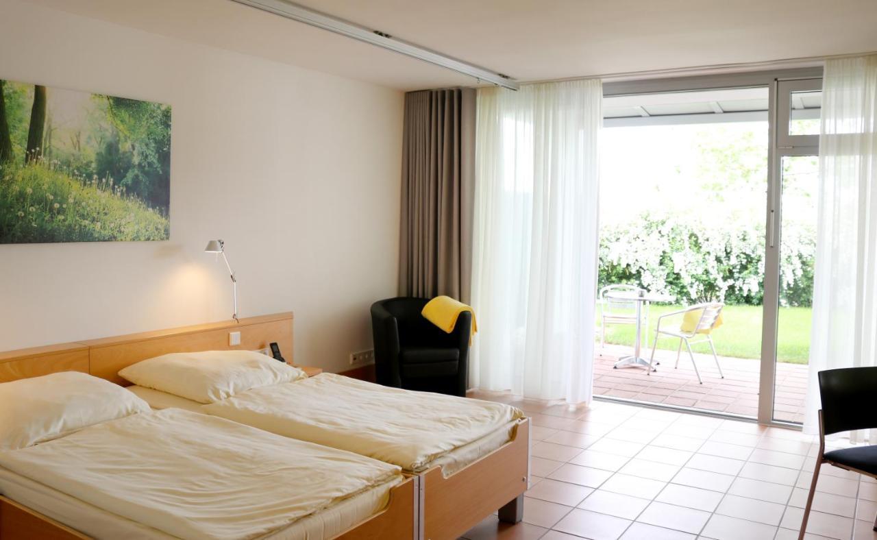 Seminarhotel In Der Manfred-Sauer-Stiftung Lobbach Luaran gambar